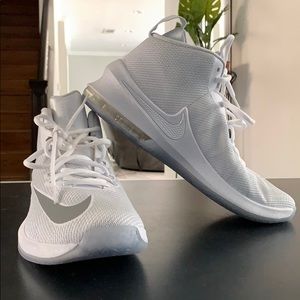 Brand new nike airmax infuriate